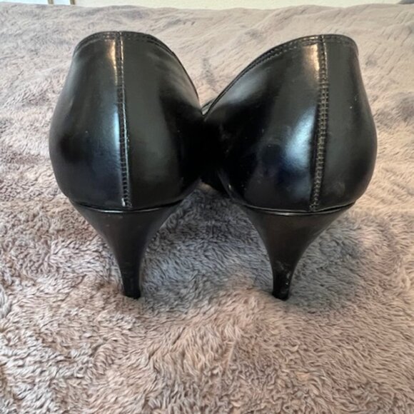 Mr. Easton Vintage Pumps - Picture 3 of 8